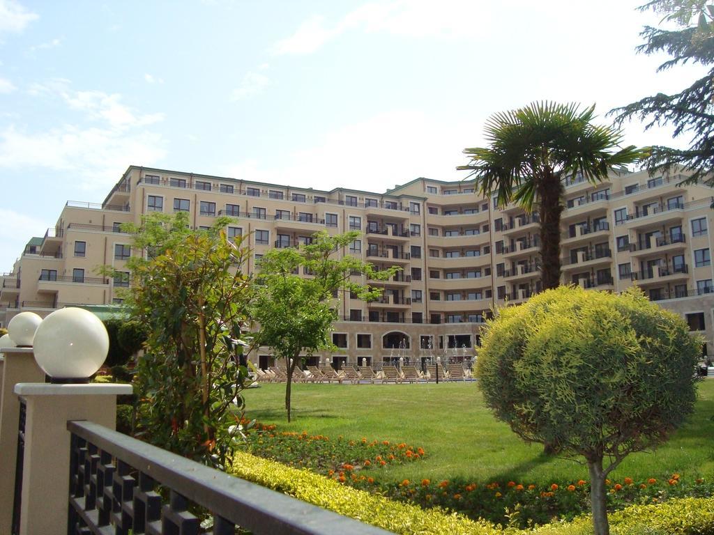 Luxury Apartment Zlatna Kotva Golden Sands Ruang foto